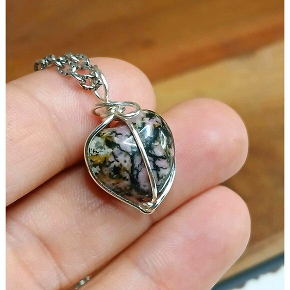 Rhodonite Crystal Heart Pendant Necklace, Gemstone Dainty 16" - Picture 3 of 5